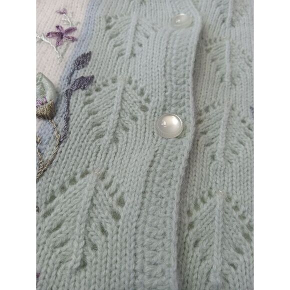Koret Petites Vintage White and Pastel Embroidered Floral Cardigan Women's Large - Picture 6 of 12